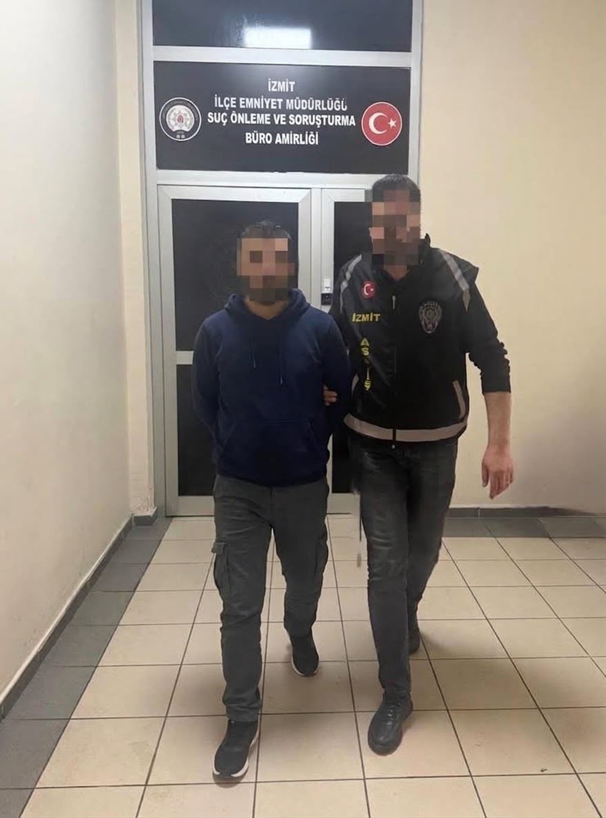 Kocaeli'de polis numarasıyla 3,5 milyon lira dolandıran şüpheli tutuklandı