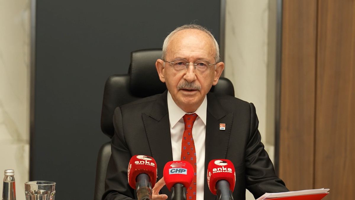 Kılıçdaroğlu: Şimşek borsa çetesi sorularını yanıtlamalı