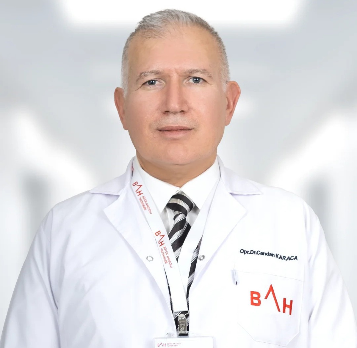 Göz doktoru uyardı, kontakt lenslerde 5 hata göz sağlığını tehdit ediyor