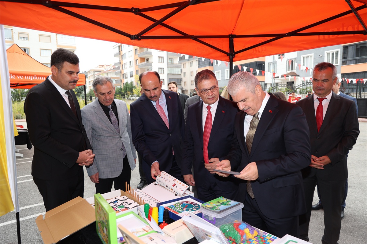 Konya\'da 120 özel eğitim kurumuna 97 koli eğitim materyali desteği verildi