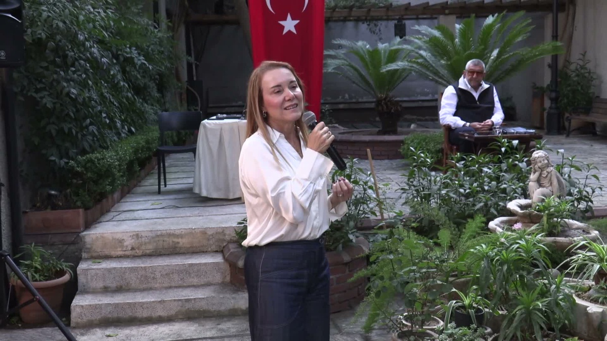 Kültürel Miras Söyleşileri’nde İzmir’in sembol lezzetleri ve Kemeraltı ele alındı