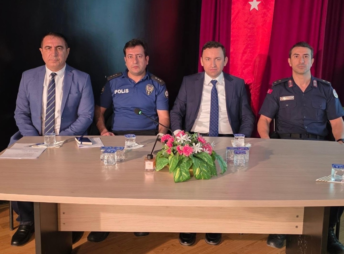 Kuyucak\'ta okul güvenliği için kurumlar tek masada buluştu