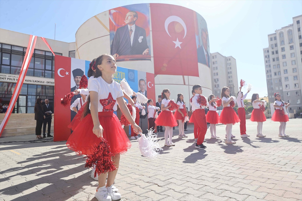 Mardin\'de İlköğretim Haftası dolayısıyla program düzenlendi