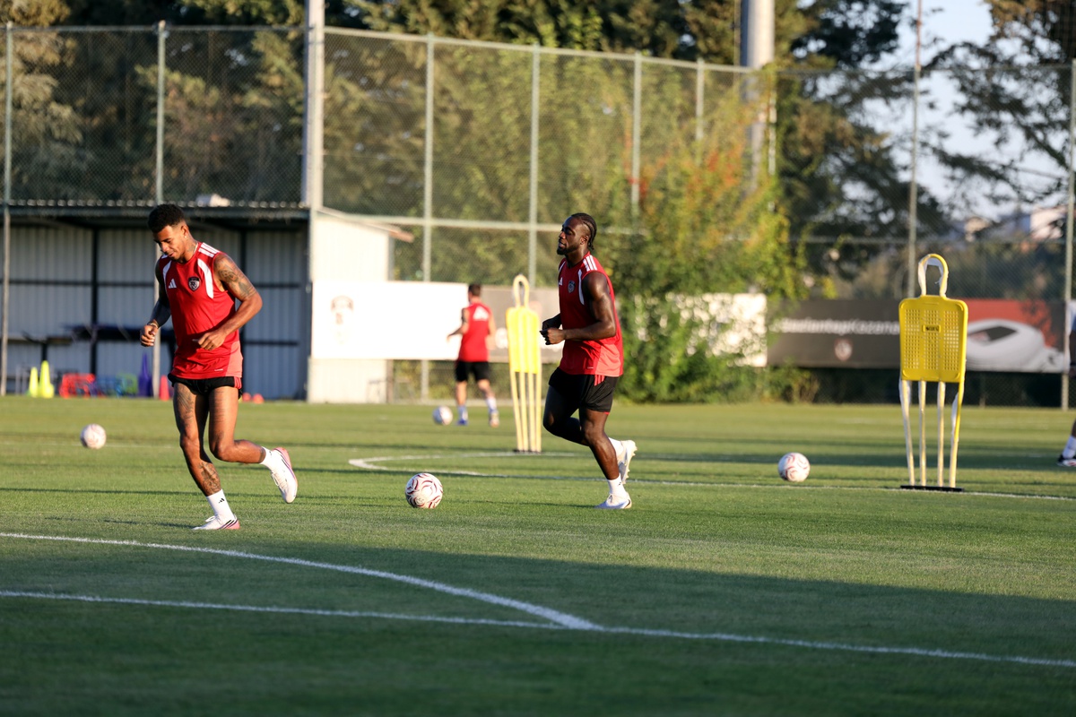 Gaziantep FK\'da Abena, Kocaelispor maçının kritik olduğunu söyledi