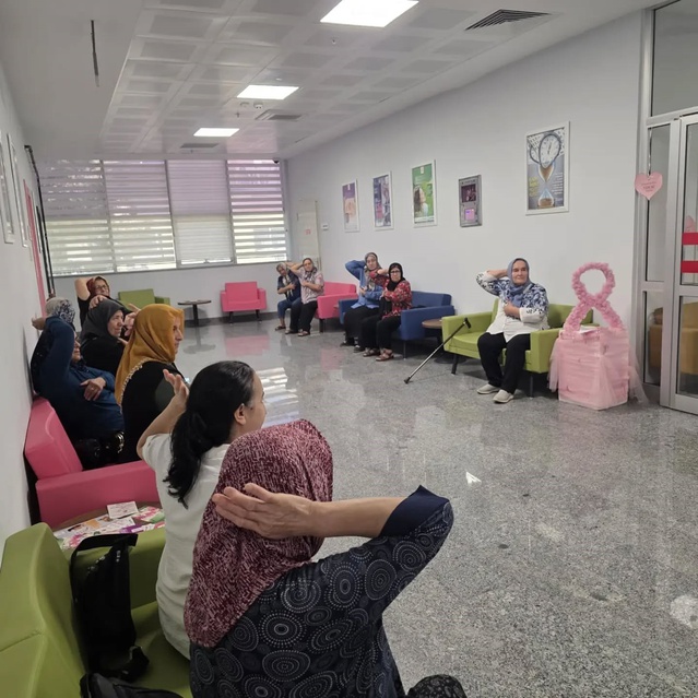 Nazilli'de kanser taraması çağrısı yapıldı, mamografi ve HPV testi uygulandı