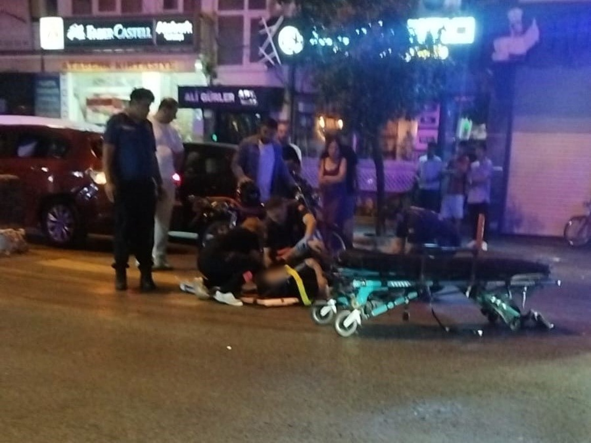 Aydın Efeler'de otomobil ile motosiklet çarpıştı, sürücü yaralandı