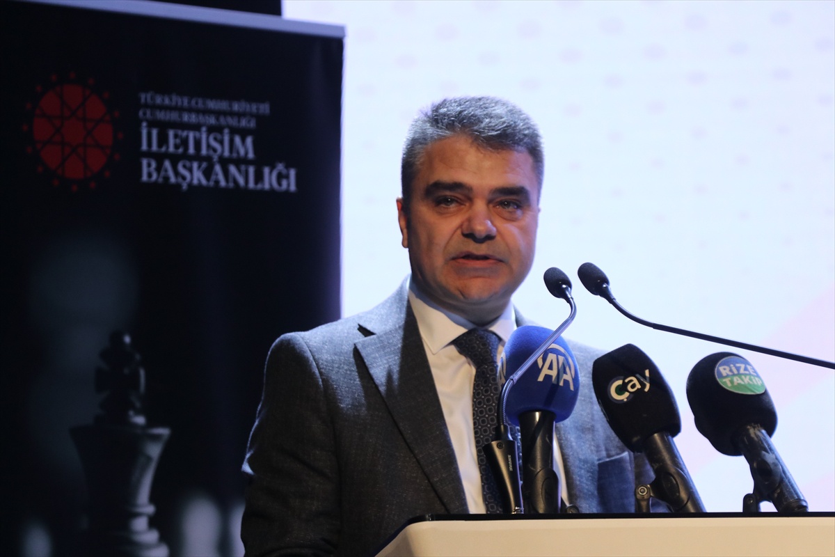 Rize\'de "İletişimin Yüzyılı: Güçlü İletişim, Etkin Kamu" eğitim programı düzenlendi