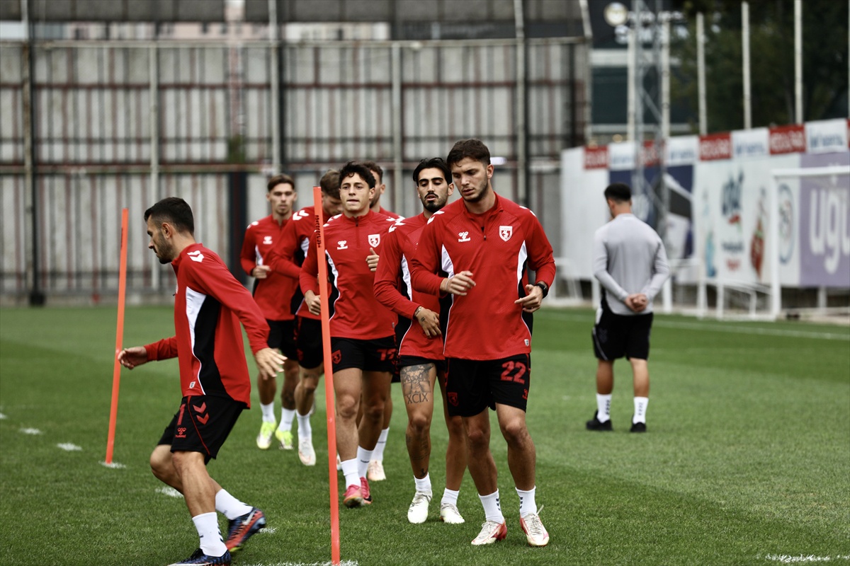 Samsunspor, Erzurumspor FK maçı hazırlığını Nuri Asan\'da sürdürdü