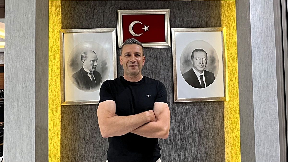 Boks Federasyonu Başkanı Hekimoğlu, Sofya\'daki Avrupa Şampiyonası\'nda altın madalya bekliyor