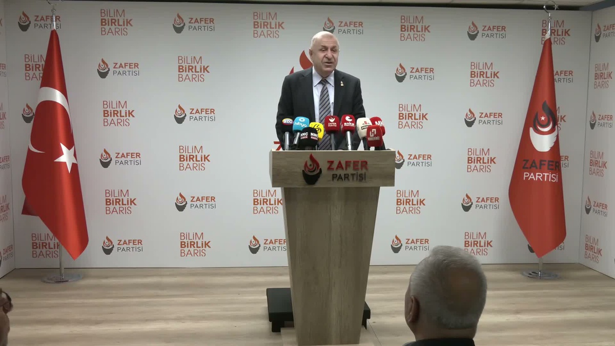 Ümit Özdağ: “Öcalan için yapılan villanın sıvasını atmayın, sıvasız olsun”