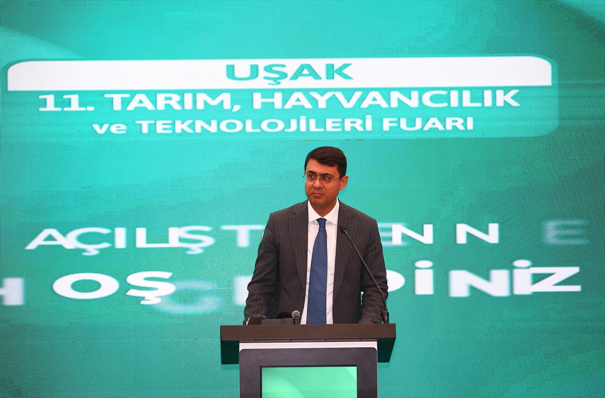 Uşak\'ta tarım fuarı açıldı, Vali Kartal 882 milyon liralık desteği duyurdu