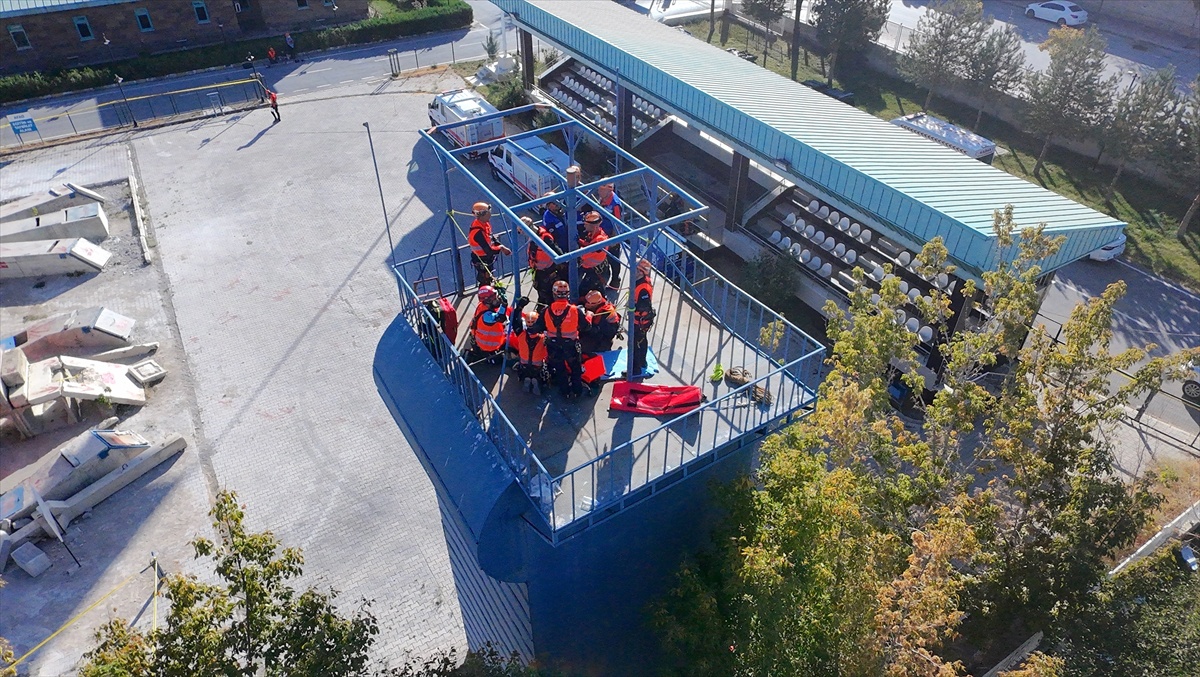 Van AFAD, 76 kişilik ekiple uluslararası akreditasyon sınavında ter döküyor