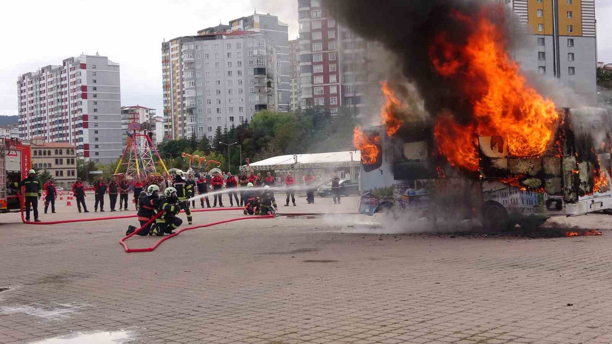 Yozgat itfaiyesi 55 personelle 3 günlük kapsamlı eğitimden geçti
