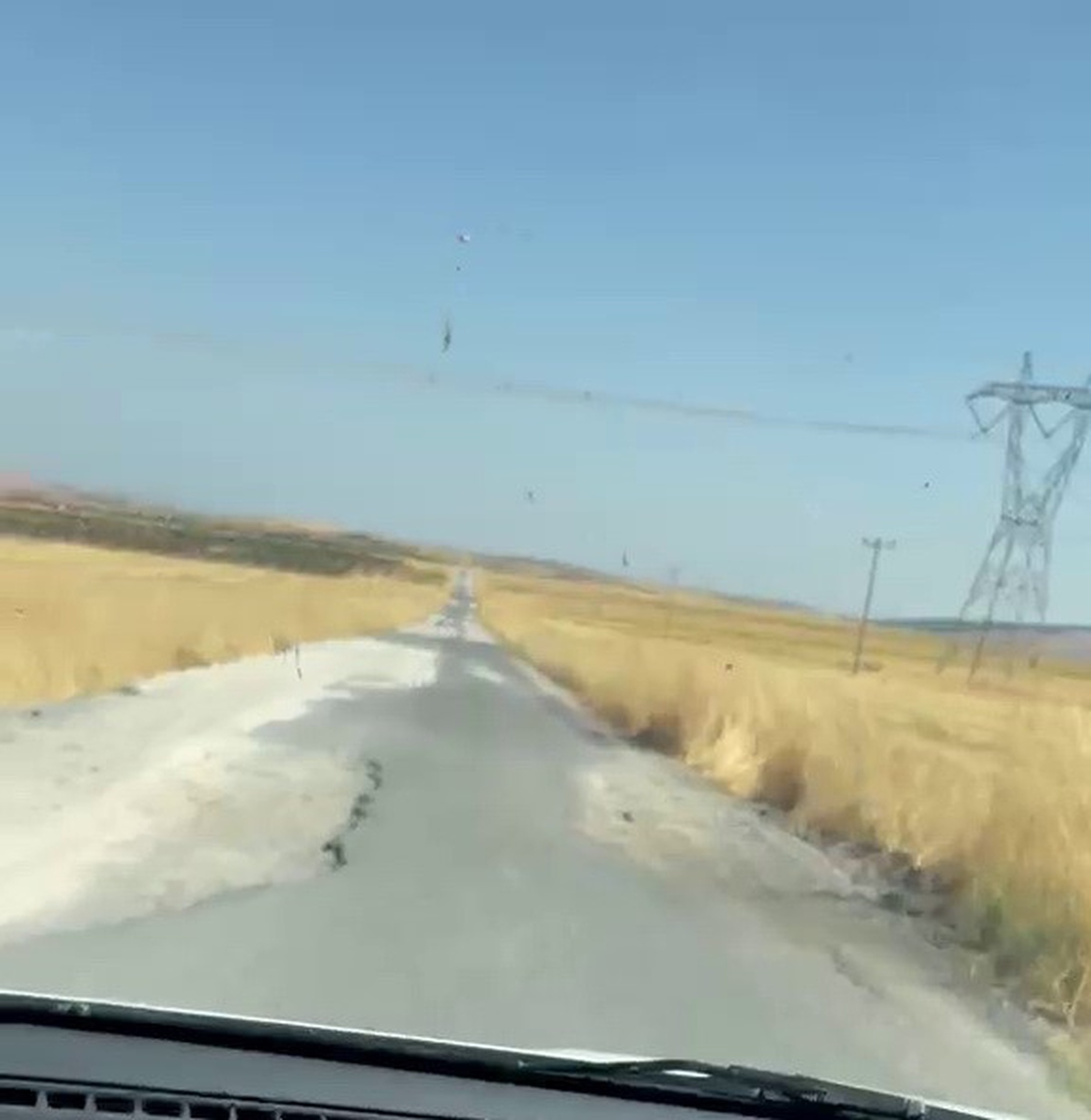 Adıyaman Bebek Köyü yolundaki bozukluk vatandaşların tepkisine neden oldu