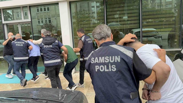 Samsun'da 2 milyon 329 bin TL dolandıran 3 şüpheli tutuklandı