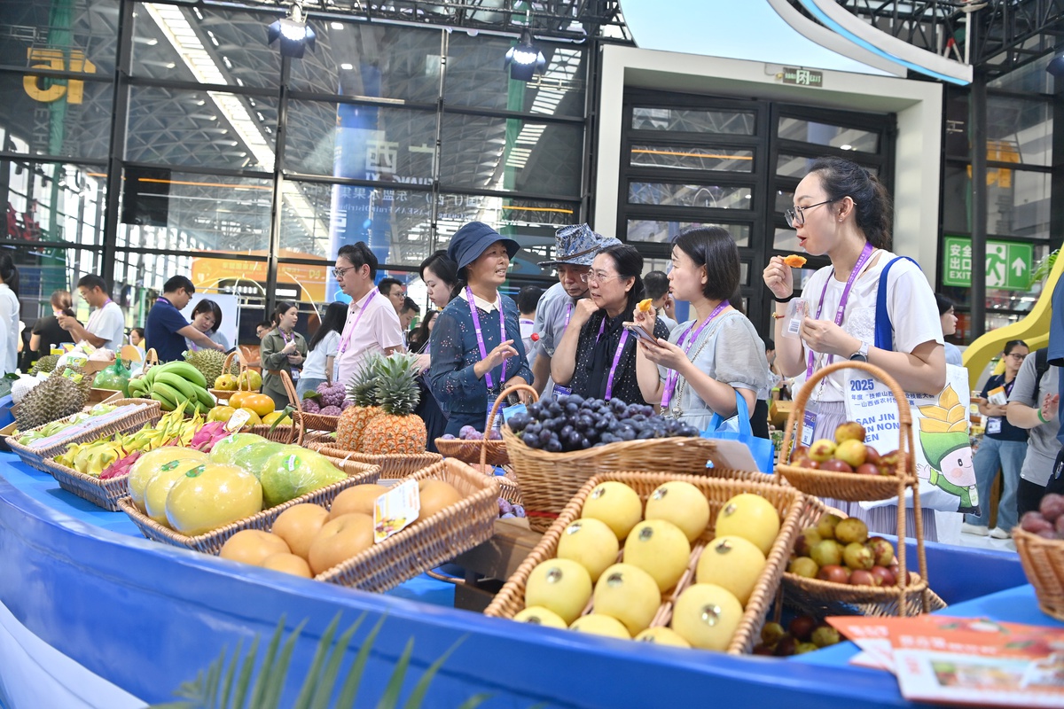 Nanning\'de 23. Çin-ASEAN Fuarı ve İş-Yatırım Zirvesi başladı