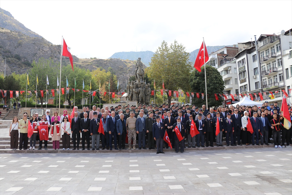 Amasya\'da Gaziler Günü kortej yürüyüşüyle başladı, Vali Bakan da katıldı