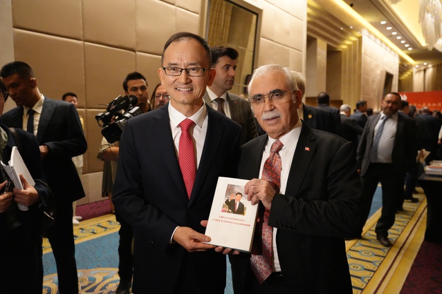 Ankara'da Çin resepsiyonuna 1.000'den fazla kişi katıldı