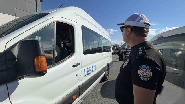 Arnavutköy'de okul çevreleri dron destekli denetimlerle güvenli hale getiriliyor