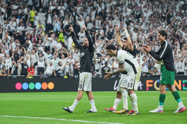Atılan manşetler olay! Bütün Fransa Beşiktaş'ı konuşuyor