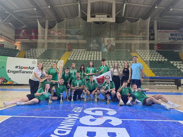 Aydınlı hemsball sporcuları Muğla'da 24 madalya ve 7 kupa kazandı