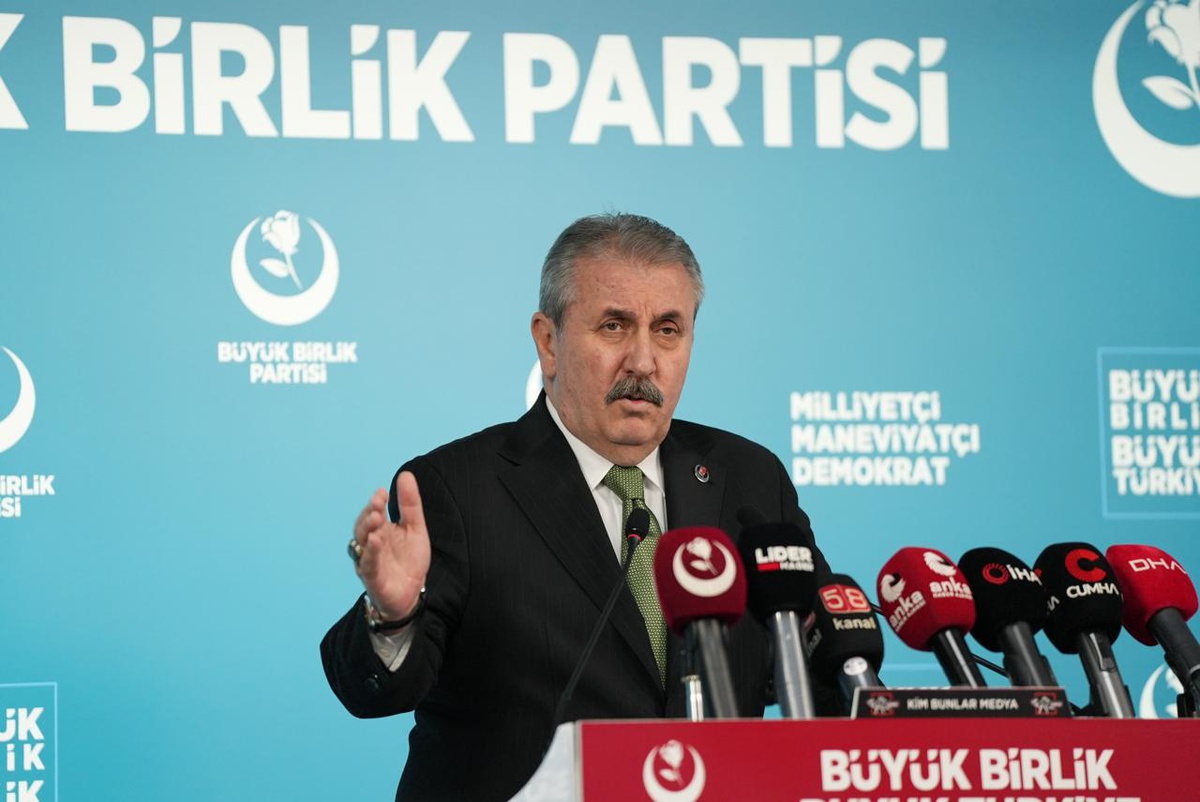 Destici\'den Borsa uyarısı, SPK ve TCMB\'ye küçük yatırımcı çağrısı