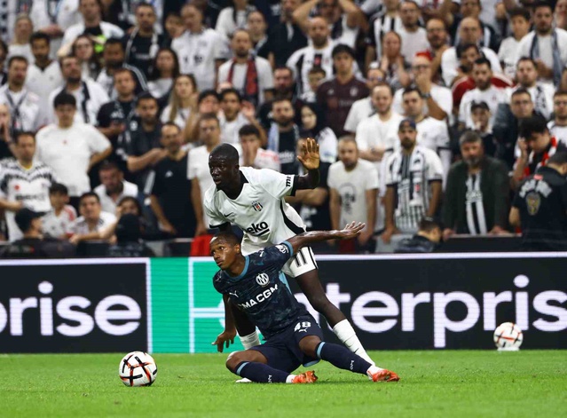 Beşiktaş, UEFA Avrupa Ligi'nde Marsilya'yı Dolmabahçe'de 4-1 mağlup etti