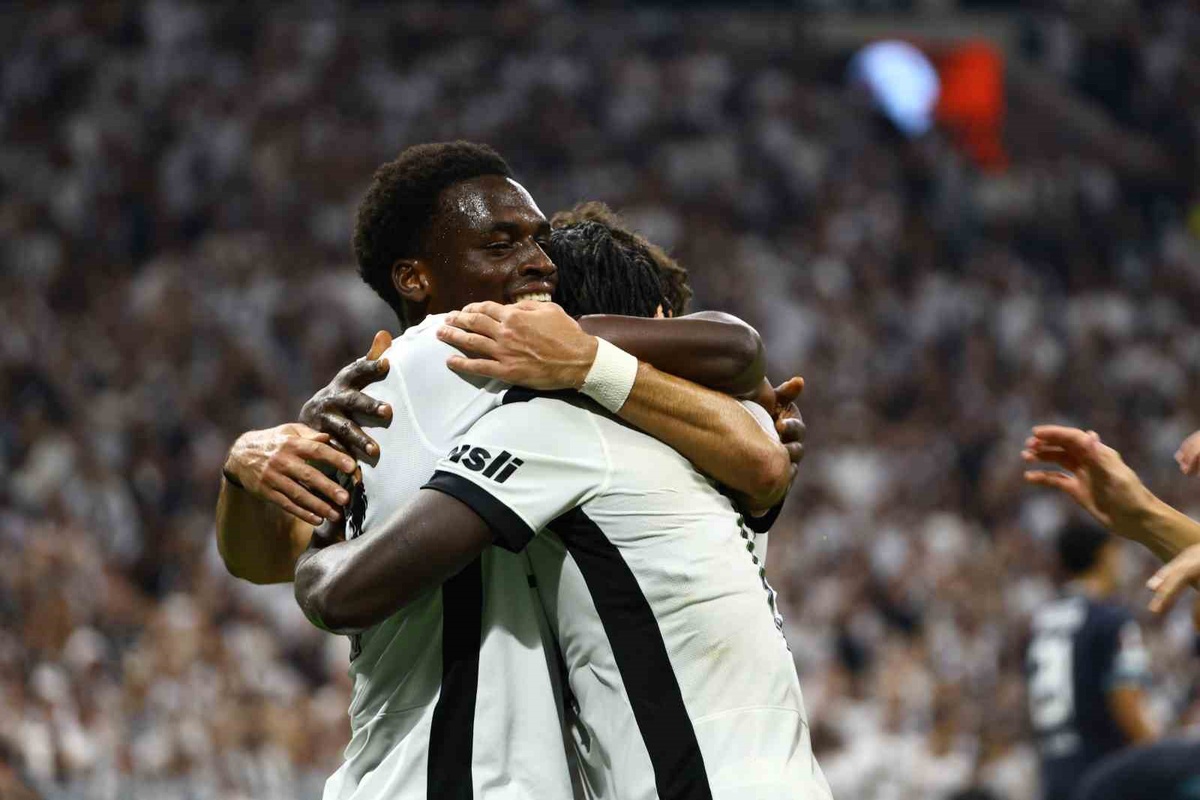Beşiktaş Marsilya'yı 4-1 yendi, Ernest Poku ilk golünü 81. dakikada attı
