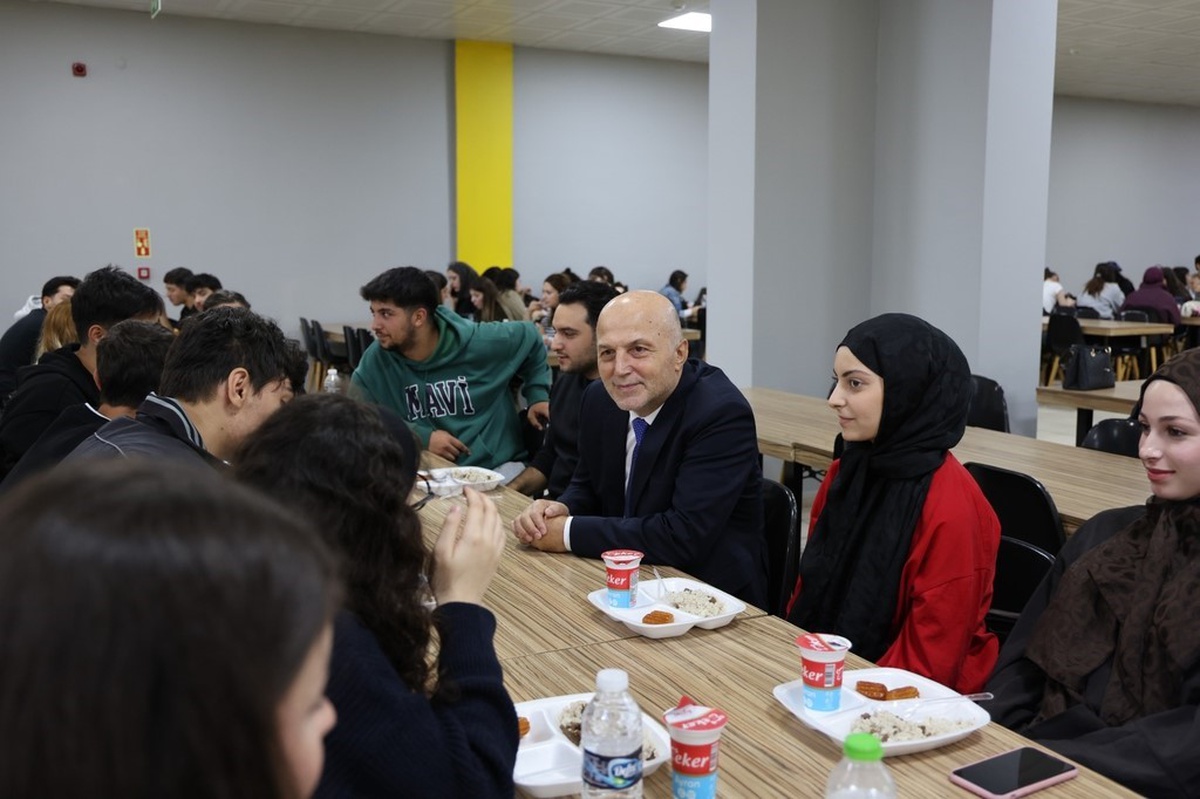 BEUN’da 2026-2027 Akademik Yılı Oryantasyon Programı coşkulu bir açılışla tamamlandı