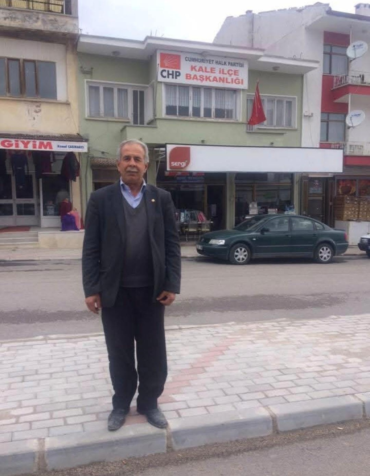 Denizli\'de kenevir ihbarı CHP\'li ilçe başkanını cezaevine götürdü