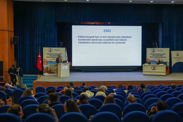 OMÜ Tıp Fakültesi Dekanı Danacı, sekiz anabilim dalının akredite olduğunu söyledi