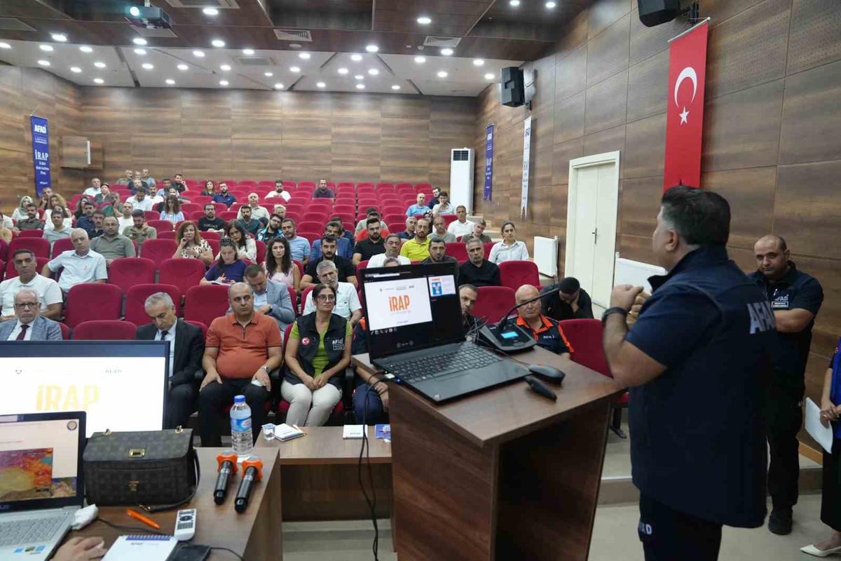 Diyarbakır\'da İRAP çalıştayı tamamlandı, 17 ilçe belediyesi tam kadro katıldı