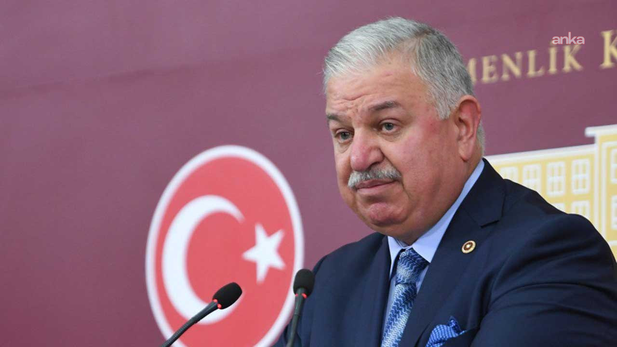 Bekin, Borsa İstanbul\'da yüzde 6\'yı aşan değer kaybıyla devre kesiciyi TBMM\'ye taşıdı
