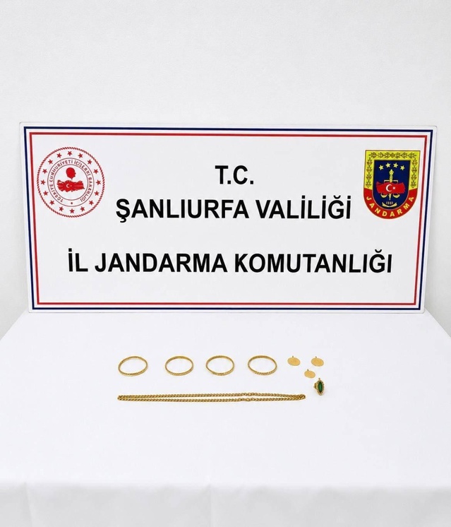 Şanlıurfa Birecik'te 925 bin liralık altını bozdurmaya çalışan şahıs suçüstü yakalandı