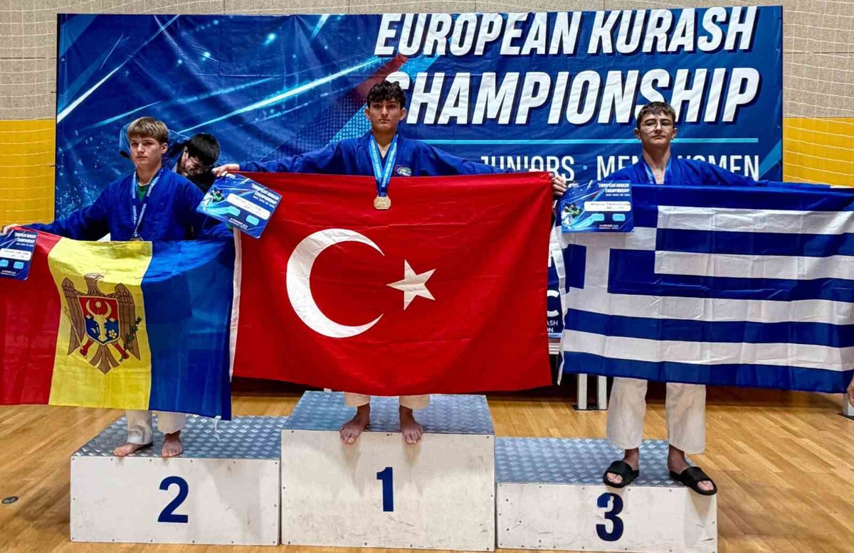 Düzceli üç sporcu Kuraş Avrupa Şampiyonası\'nda altın madalya kazandı