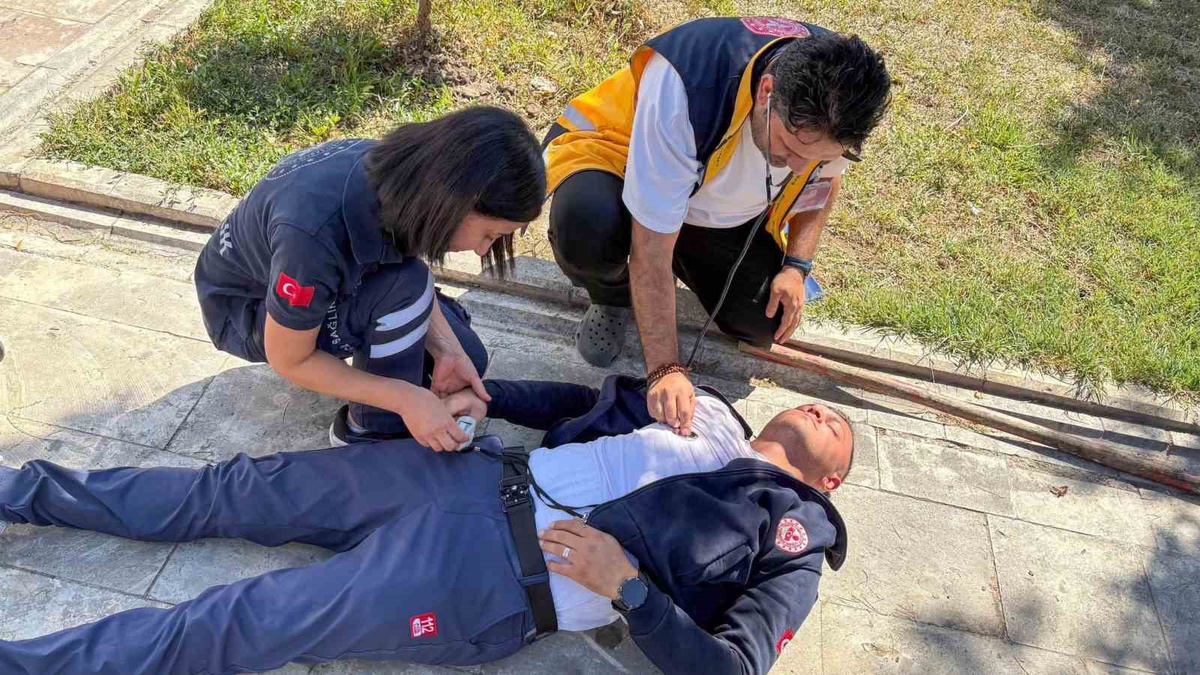 Erzincan\'da 112 personeline yangın eğitimi ve tahliye tatbikatı yapıldı