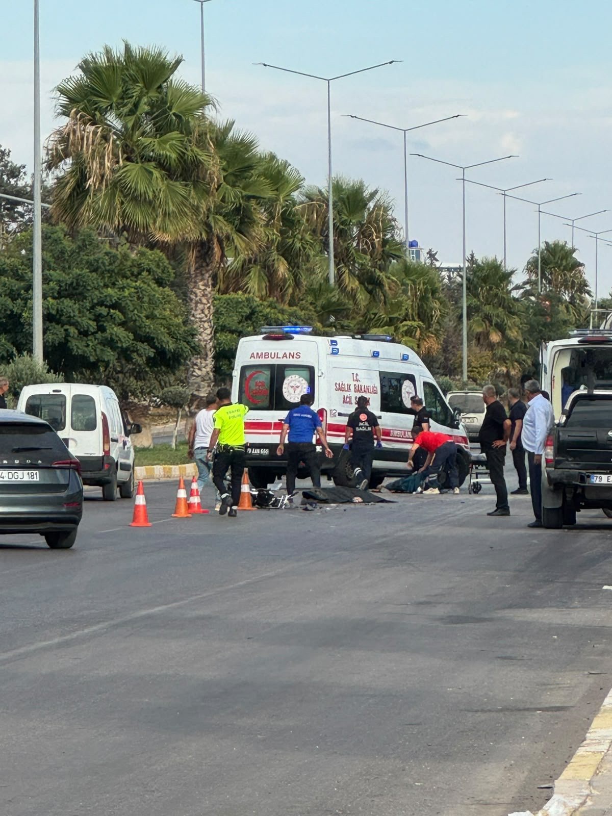 Kilis\'te motosiklet beton mikserinin altında kaldı, sürücü yaşamını yitirdi