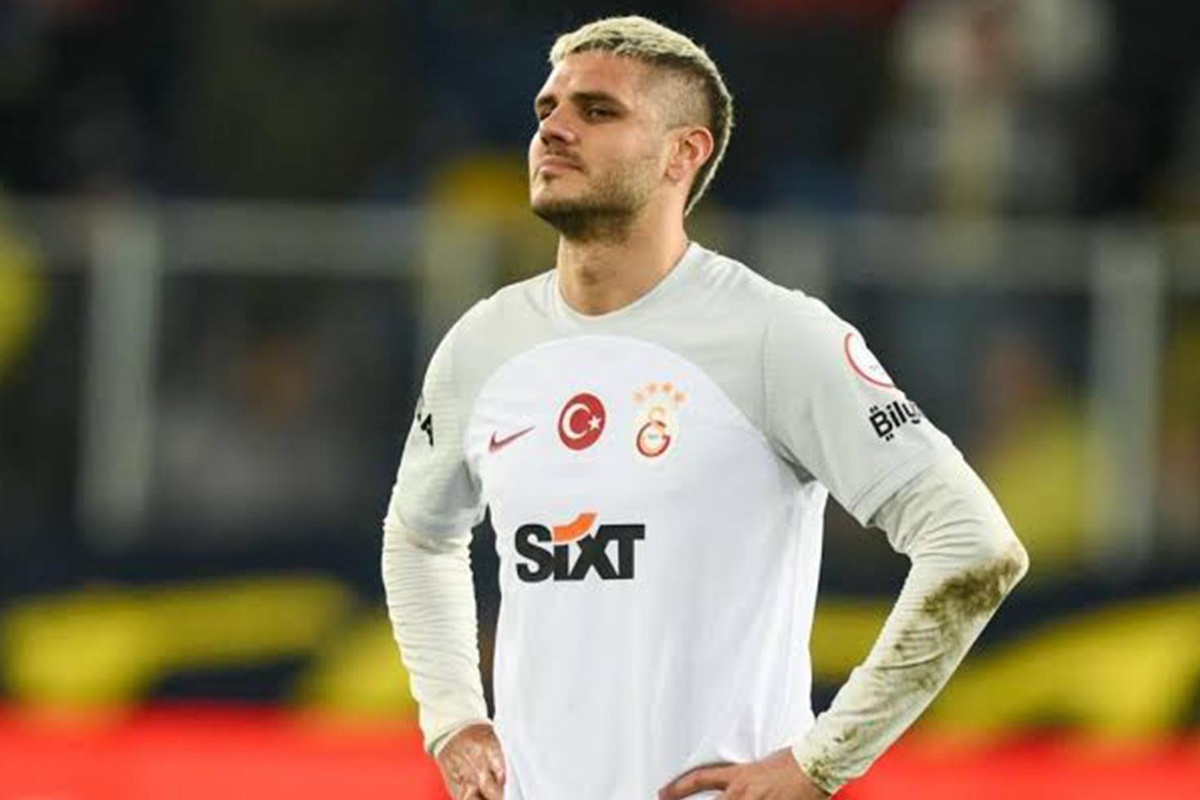 Resmen ortada kaldı! Gündeme geldiği takımın hocasından ağır sözler