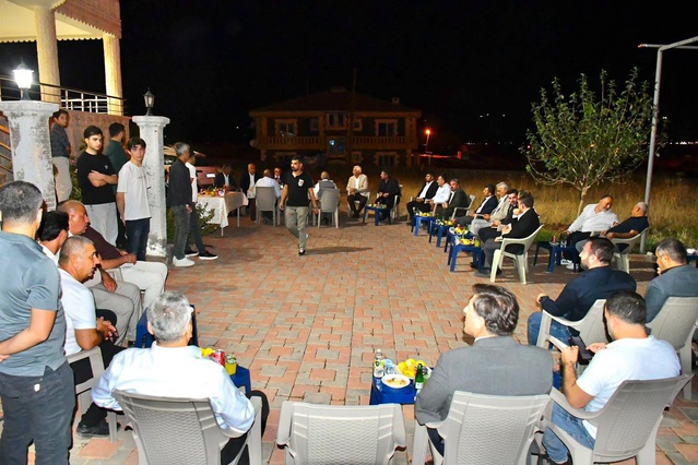 AK Partili Tatar, Cizre'de Kuştepe ve Düzova köylerinde vatandaşları dinledi