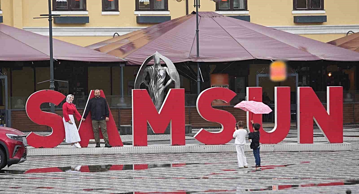 Samsun\'da güz yağmurları serinliği getirdi, sıcaklık 18-26 derece arasında