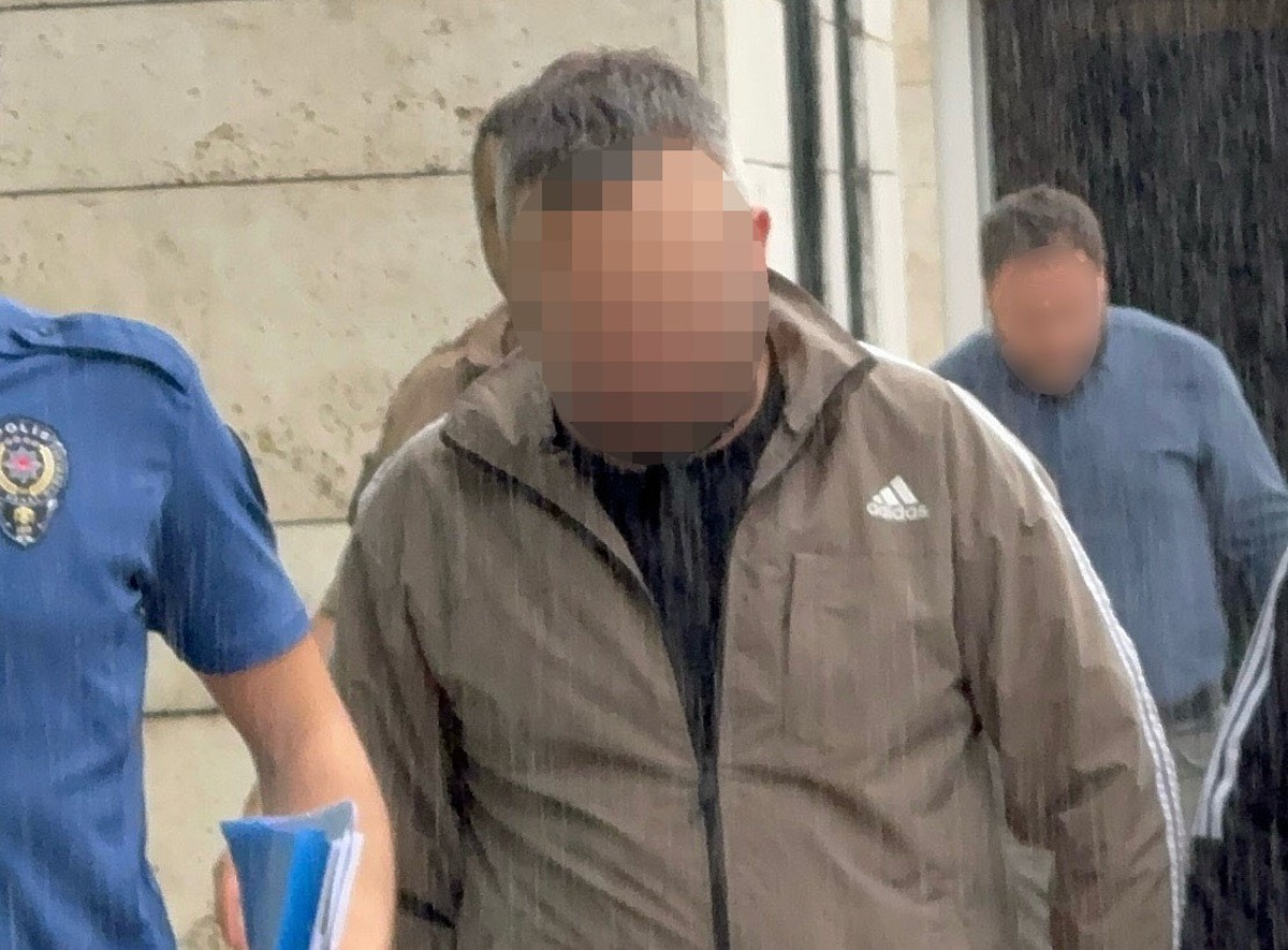 Samsun İlkadım'da evin ardiyesinde 2 tabanca ve 1 tüfek bulundu, bir kişi tutuklandı