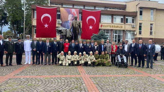 Sinop'ta Gaziler Günü kortej yürüyüşü Hükümet Meydanı'nda sona erdi