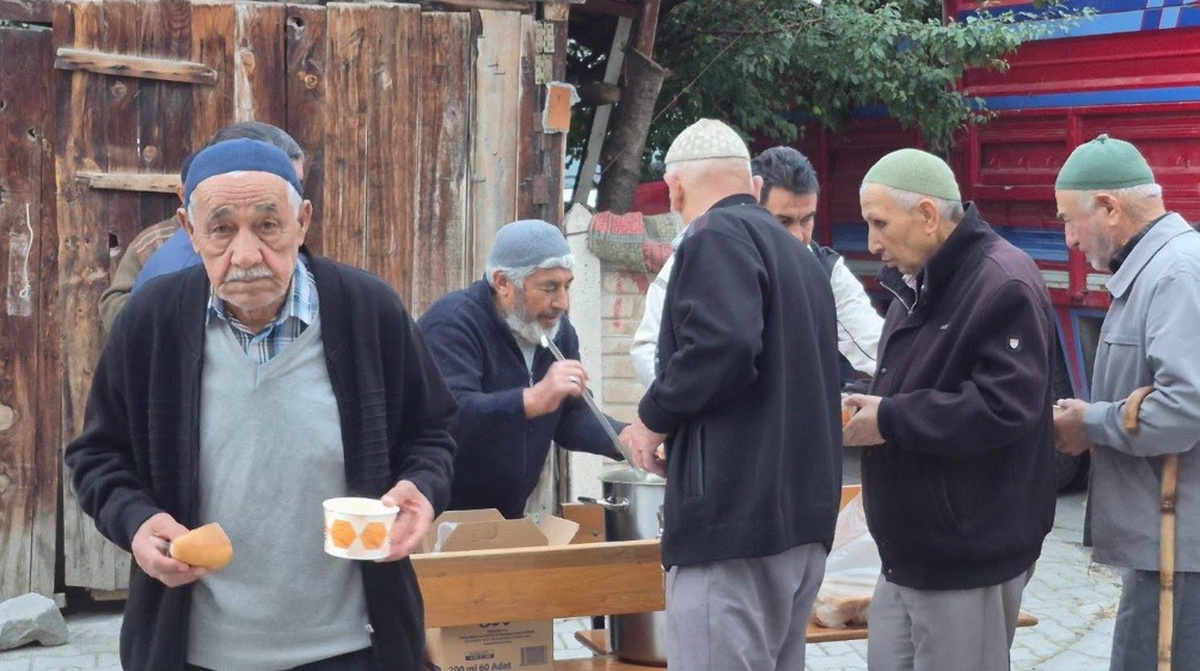 Tavşanlı’da Gaziler Günü dualarla anıldı