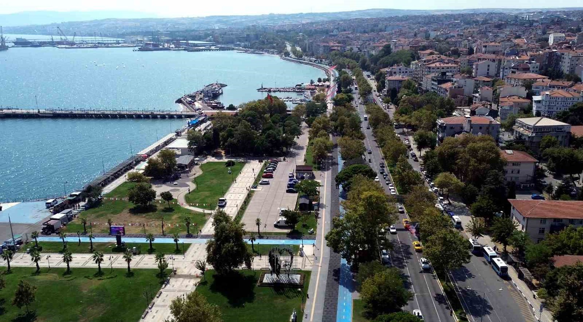 Tekirdağ Süleymanpaşa Sahili'nde motorlu araç denetimi 7/24 sürüyor