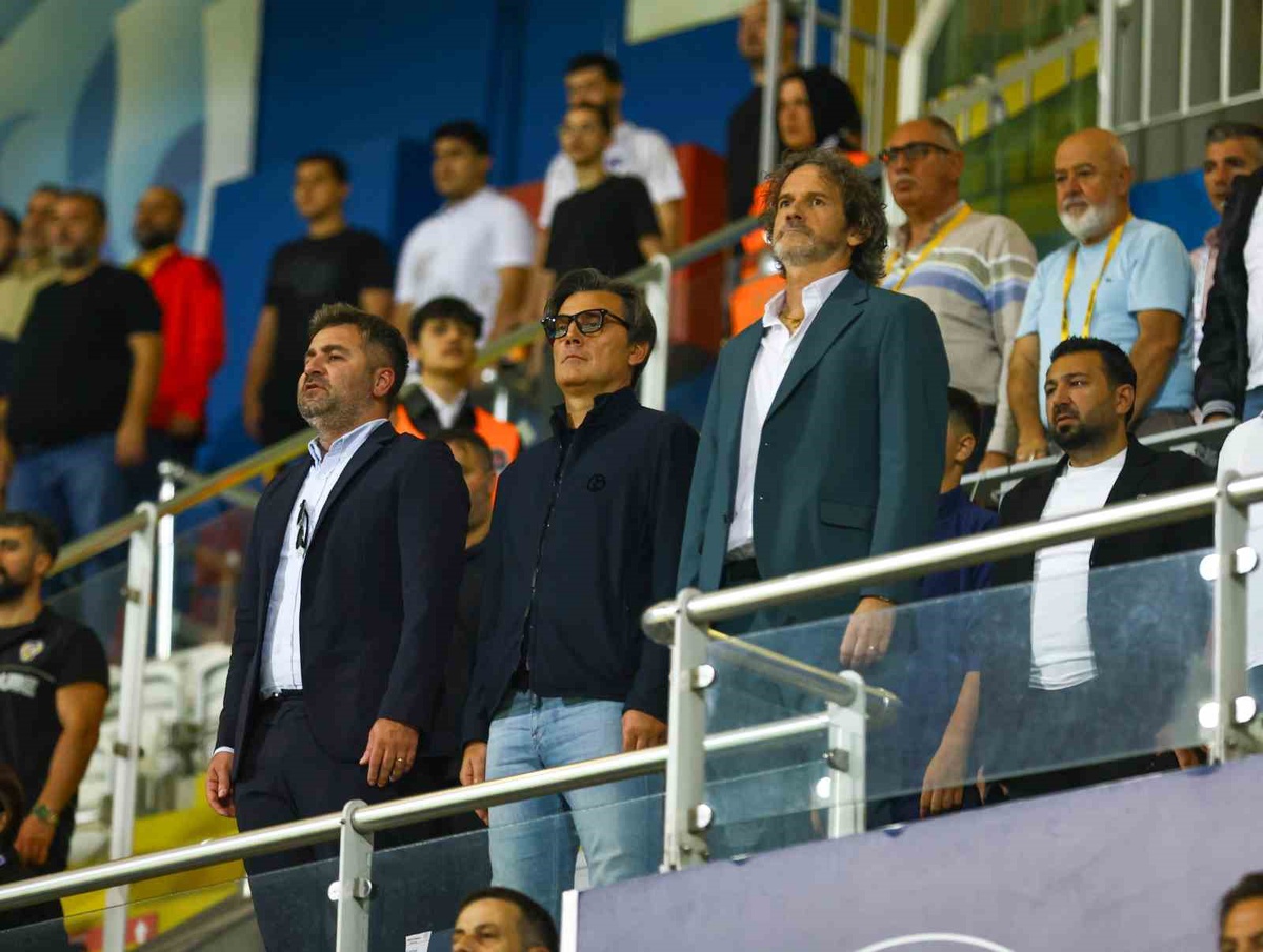 Vincenzo Montella, Kasımpaşa - Konyaspor maçını takip etti