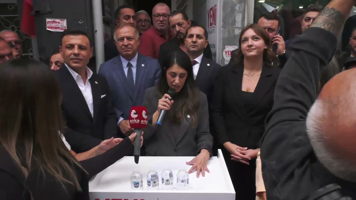 YENİ Parti Eyüpsultan İlçe Başkanlığı açıldı... Gökan Zeybek: Bu yağmaya, bu soyguna karşı durmak hepimizin boynunun borcudur