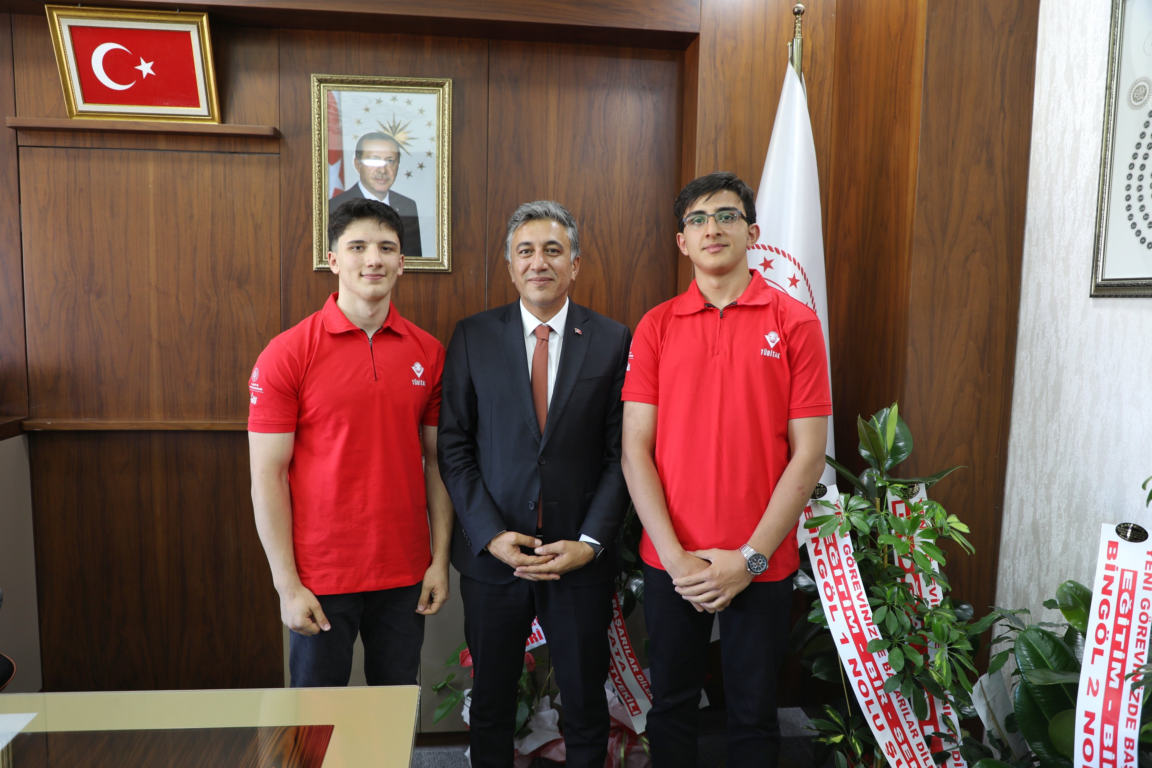 Ağrı BİLSEM ekibi TEKNOFEST 2026 finalinde yarışacak 22 takımdan biri oldu
