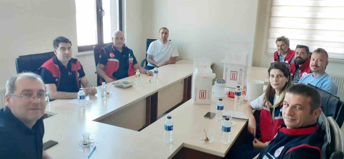 Veteriner klinik denetimleri Balıkesir Altıeylül\'de düzenlenen toplantıda ele alındı