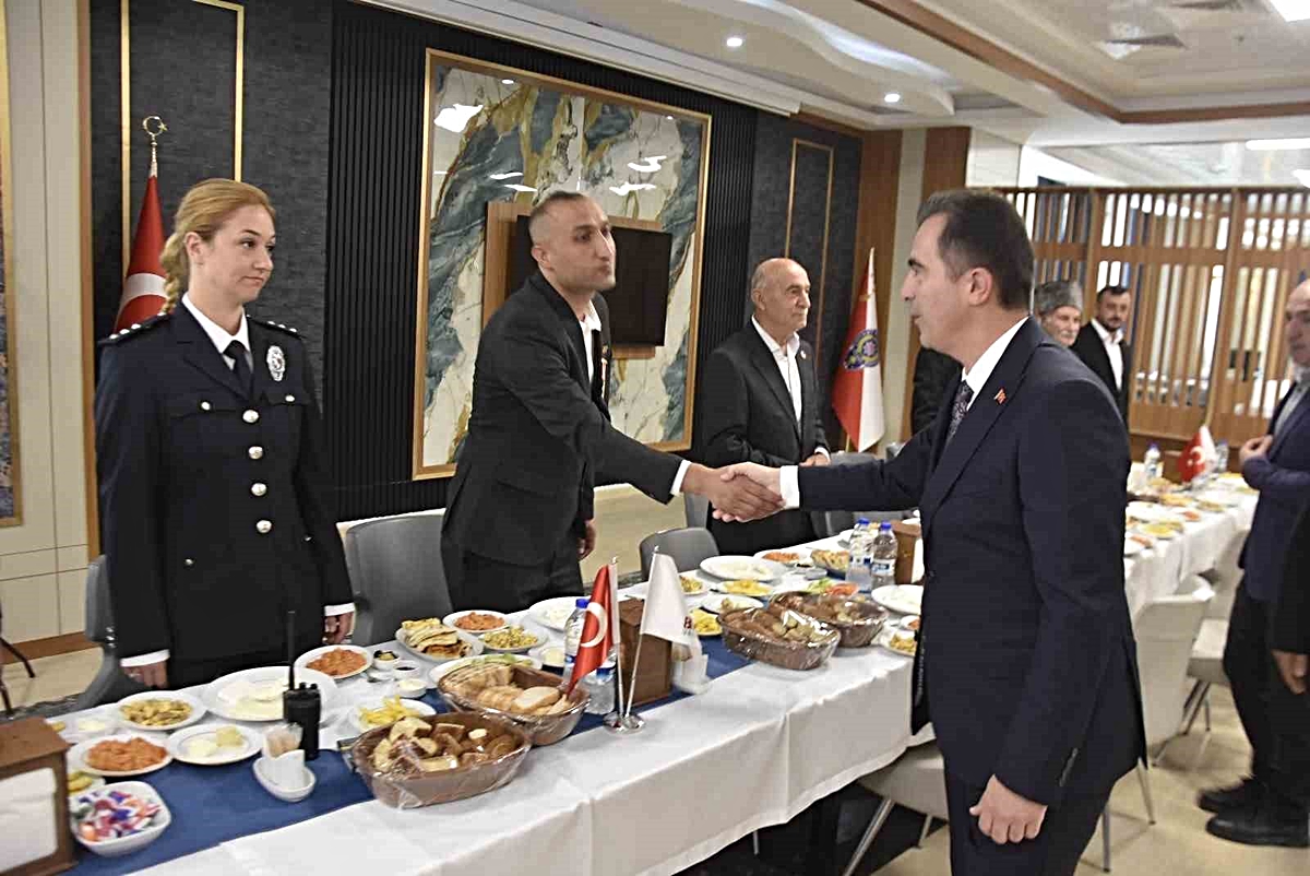 Bitlis’te Gaziler günü programı düzenlendi