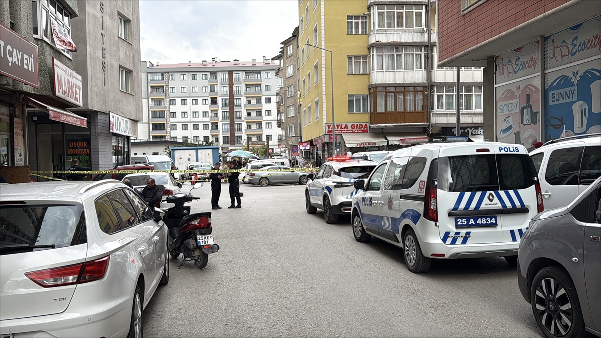 Erzurum Yakutiye\'de tartışma silahlı kavgaya dönüştü, 1 kişi bacağından yaralandı
